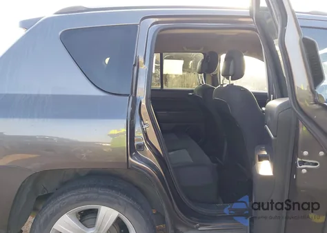 2016 Jeep Compass Sport z USA, uszkodzony, nr VIN 1C4NJCBA8GD792038